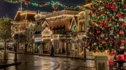 city-is-ready-for-christmas.jpg